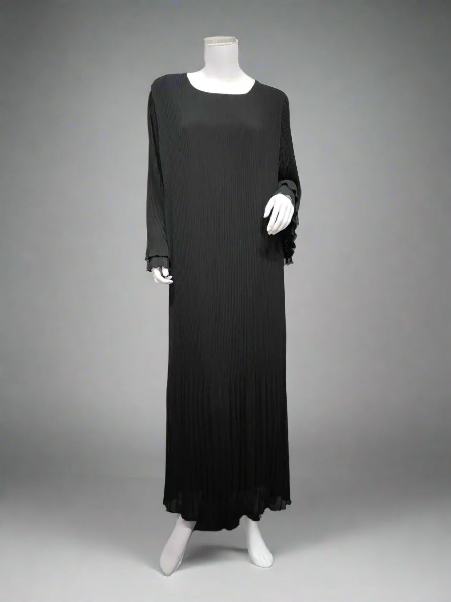 Pleated Flare Sleeve Abaya